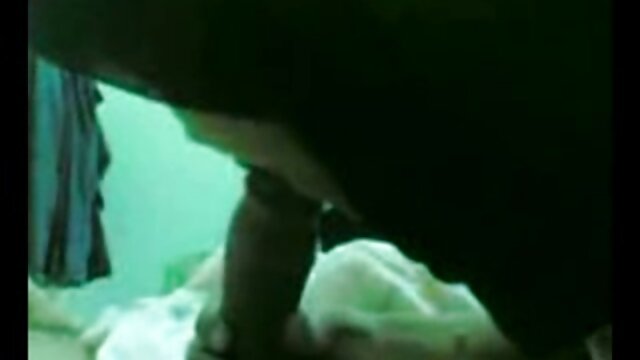 Lei Invisa Petrovna e sua amatoriale video italiani nipote