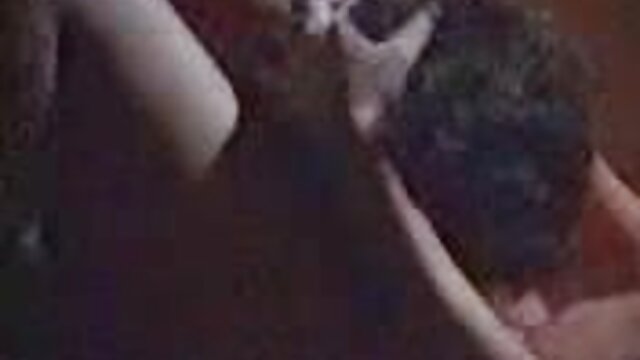 Giovane figlia video amatoriali con dialoghi in il bagno amare